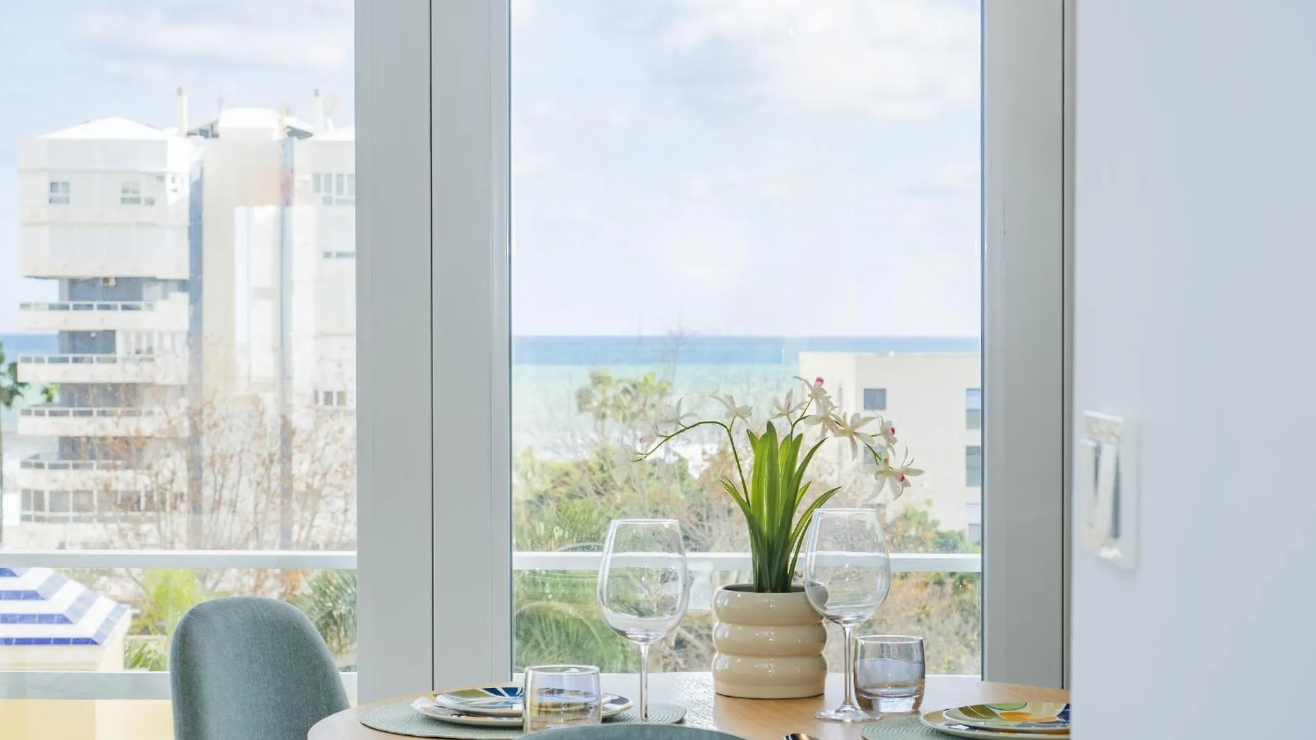 Cubo'S Sea View Beach & Fun Eurosol Torremolinos Spain